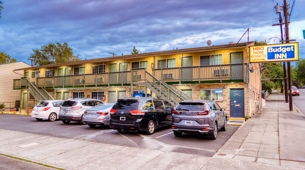 Budget Inn Motel 43/54