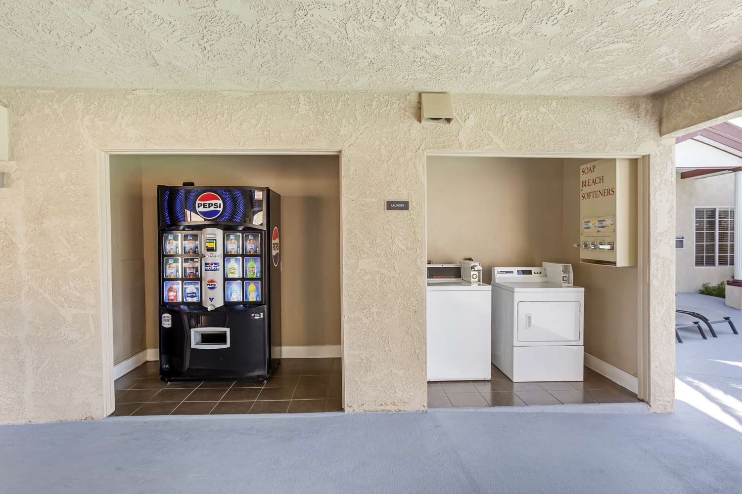 Best Western China Lake Inn 5/24