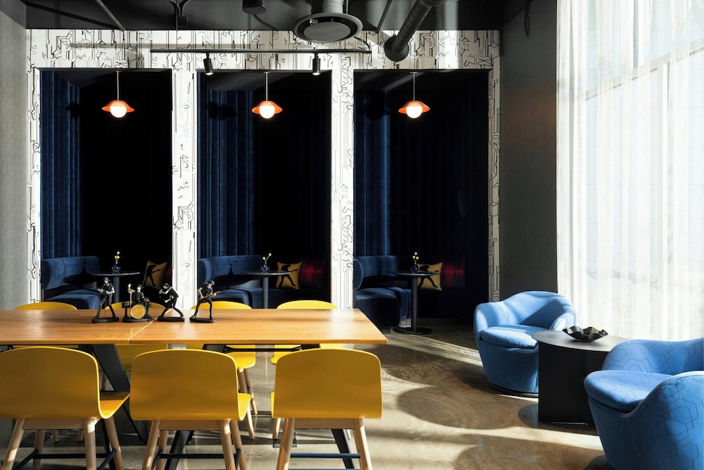 Aloft Waukee 19/29