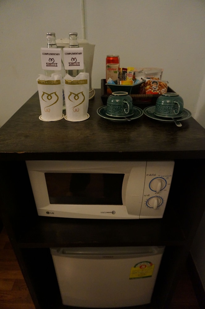 Maninarakorn Hotel photo4