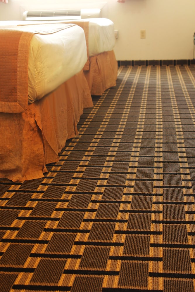 Ramada by Wyndham Medicine Hat 46/75