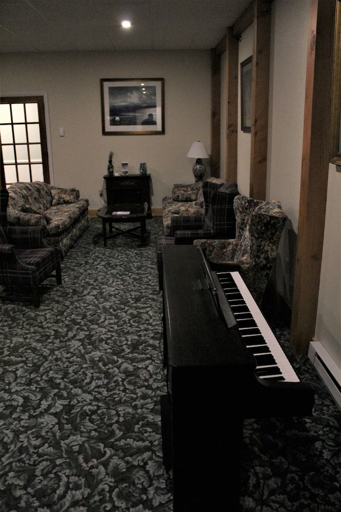 Boothbay Harbor Inn 44/69