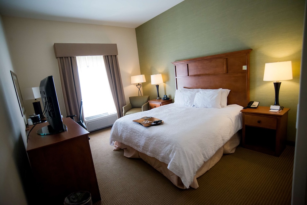 Hampton Inn & Suites Radcliff Fort Knox 8/58