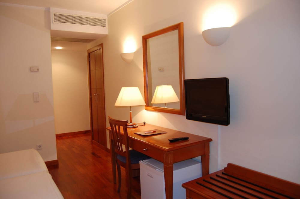 Hotel Central Parque 11/24