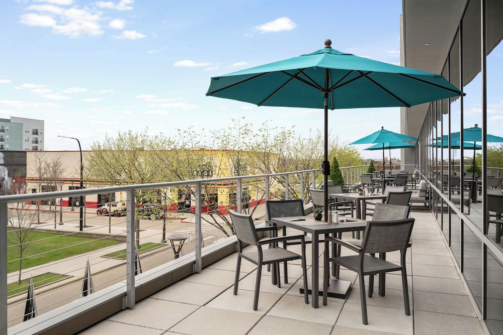 Ac Hotel By Marriott Cincinnati At Liberty Center 36/50