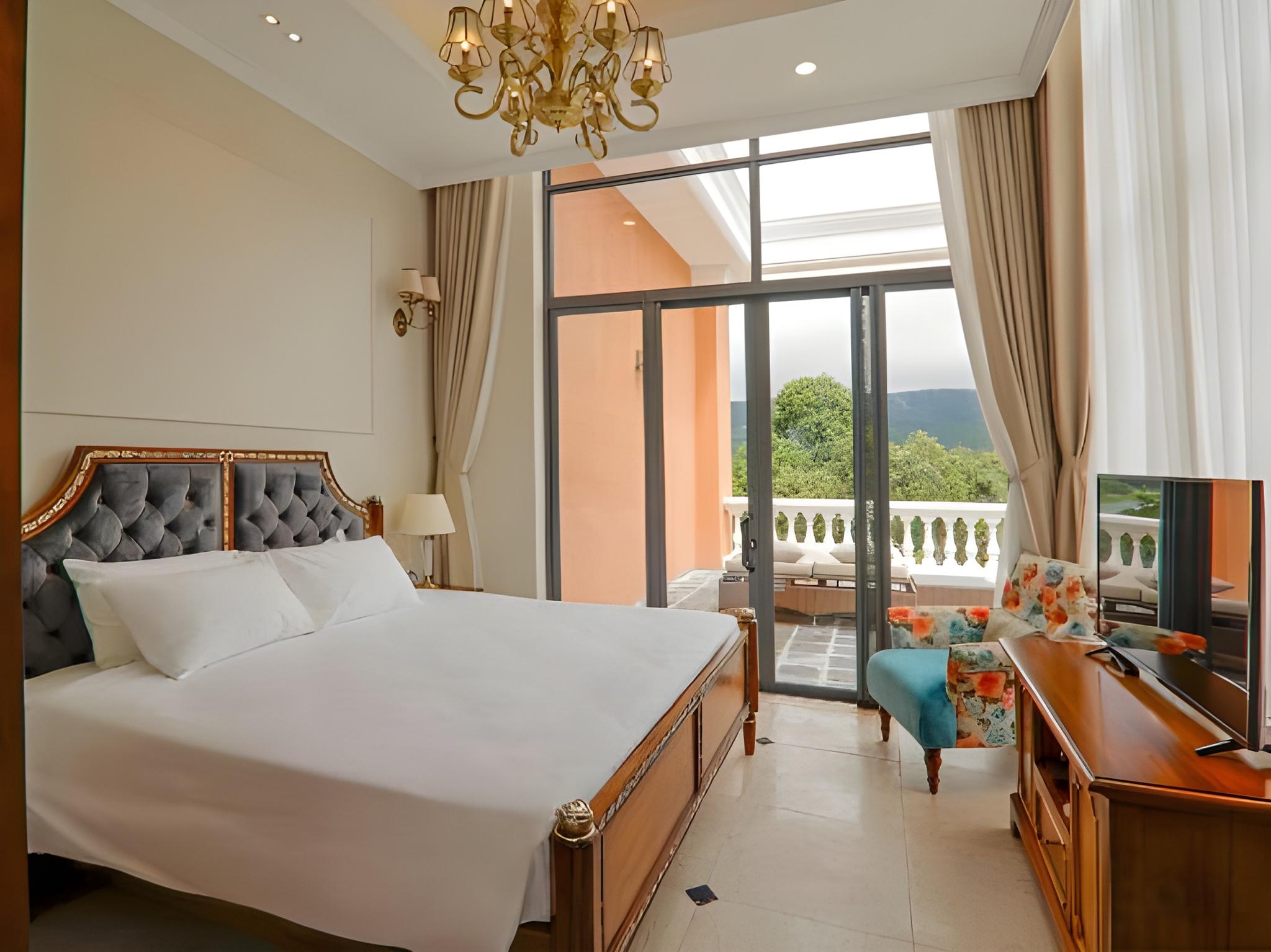 2 Bedrooms, Master, 2 Queen Beds