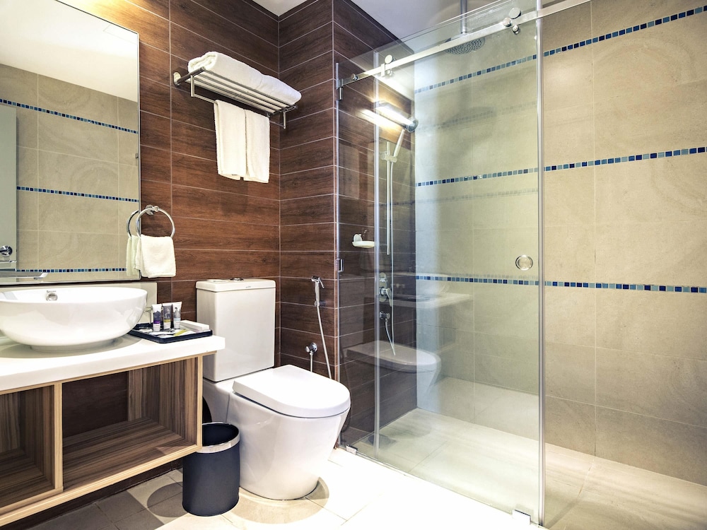 جناح بسريرين مزدوجين بـ3 غرف نوم، Mercure Kota Kinabalu City Centre 4/4