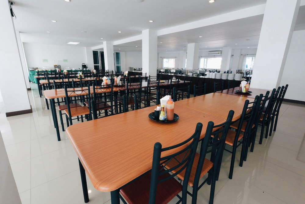 GLORY PLACE HUA HIN HOTEL 52/70