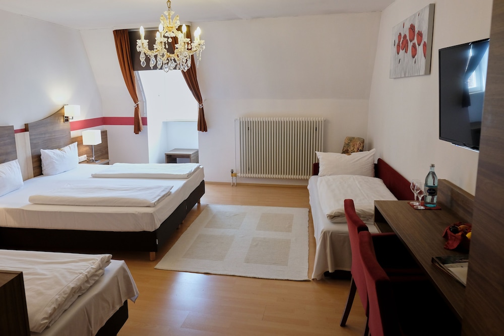 Romantica Hotel Blauer Hecht 30/57