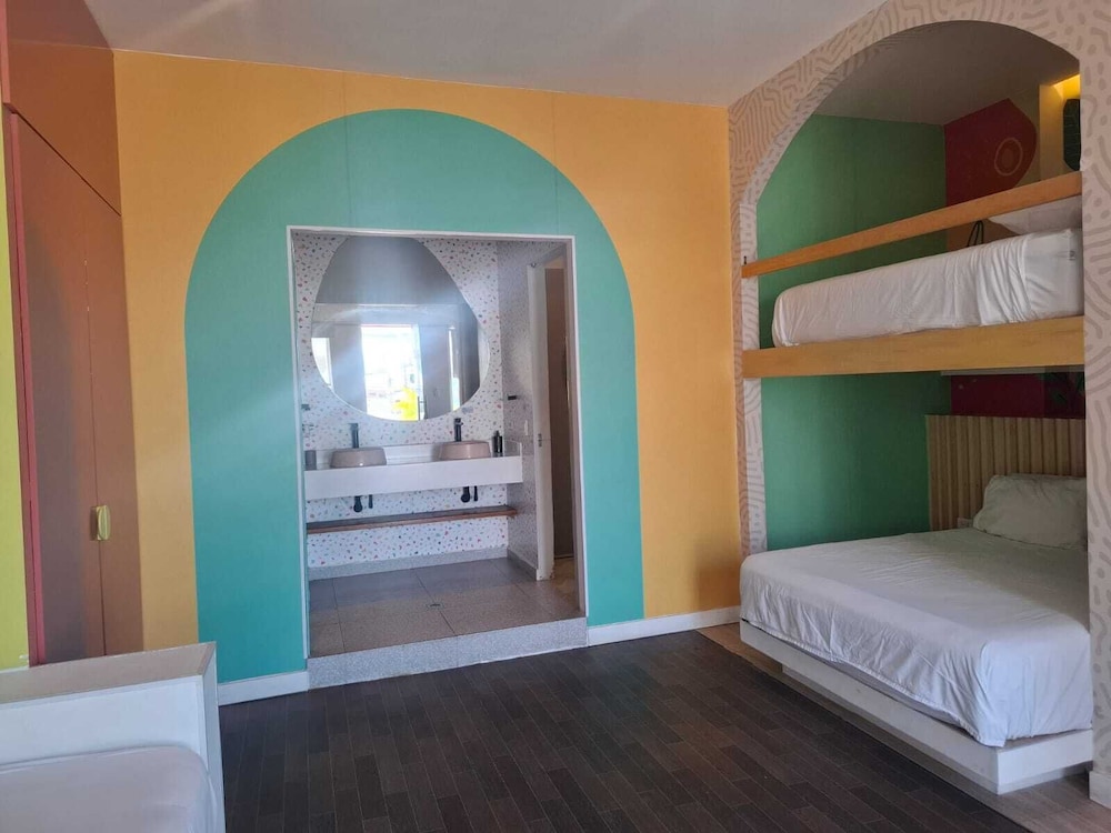 The Nomadic Design Hostel 18/47