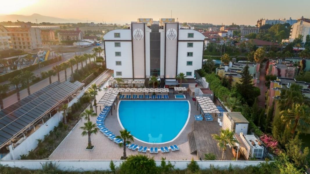 Orfeus Queen Hotel 23/25