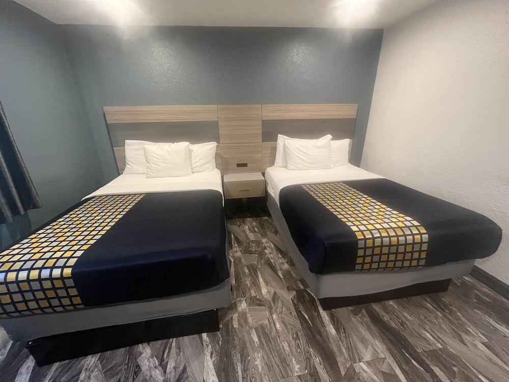 Travel Inn Motel 14/39