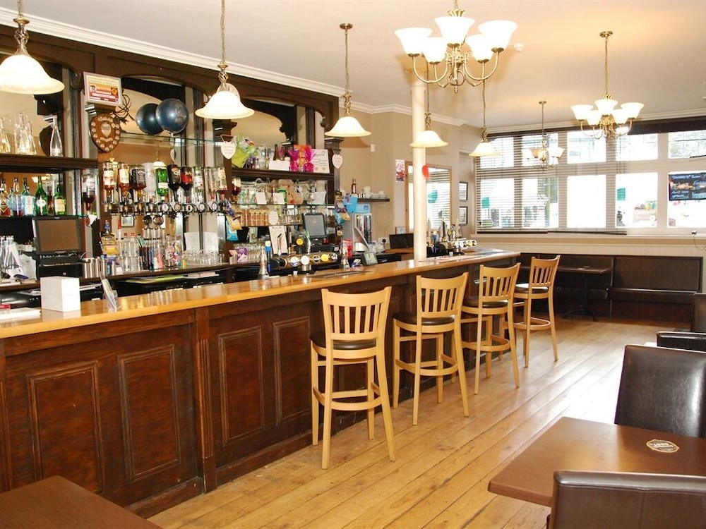 Kings Arms Hotel 12/14