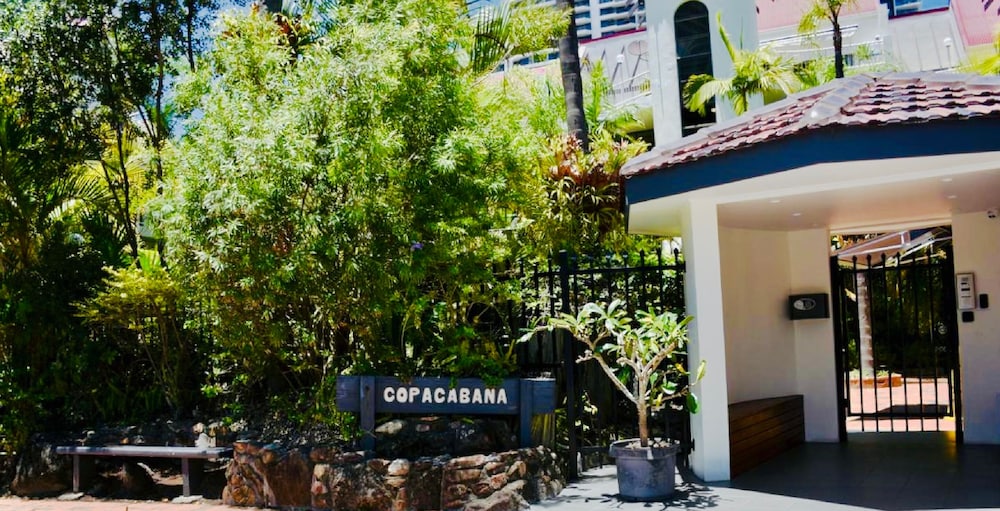 Copacabana Holiday Units 6/49