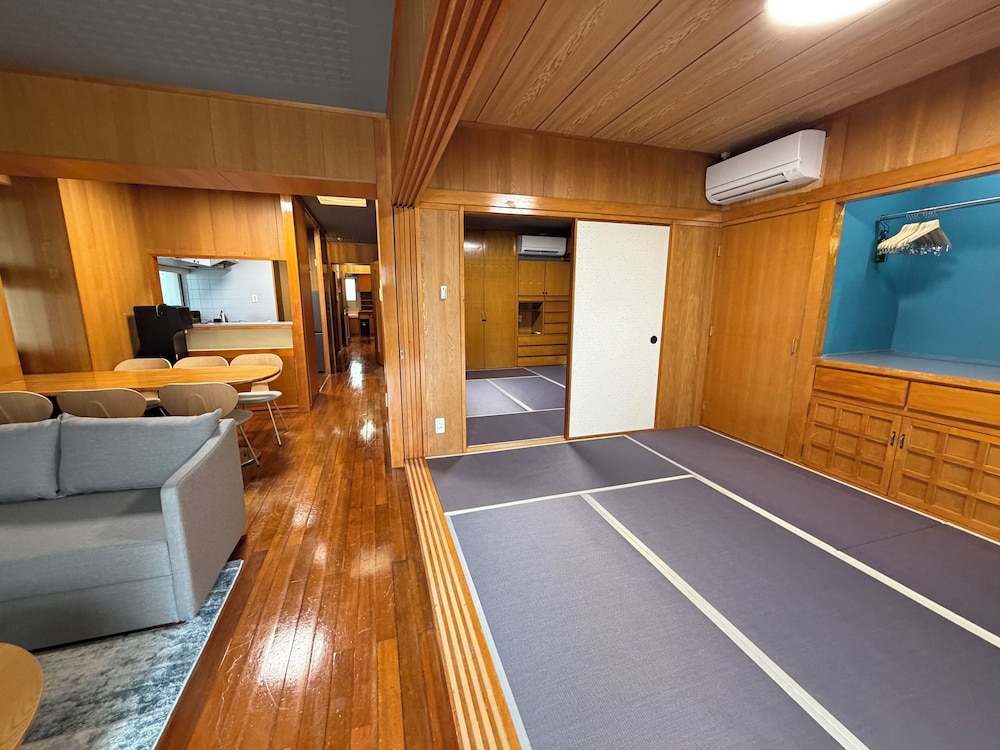 JAPANESE, KITCHEN, HIGH FLOOR