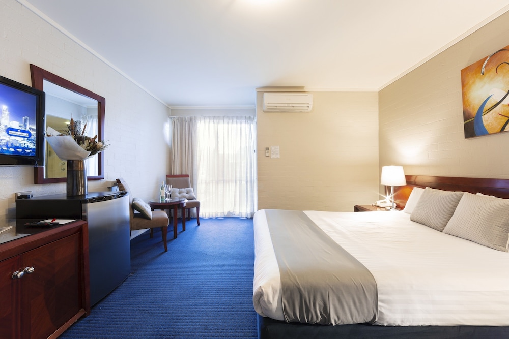 ibis Styles Canberra 30/78