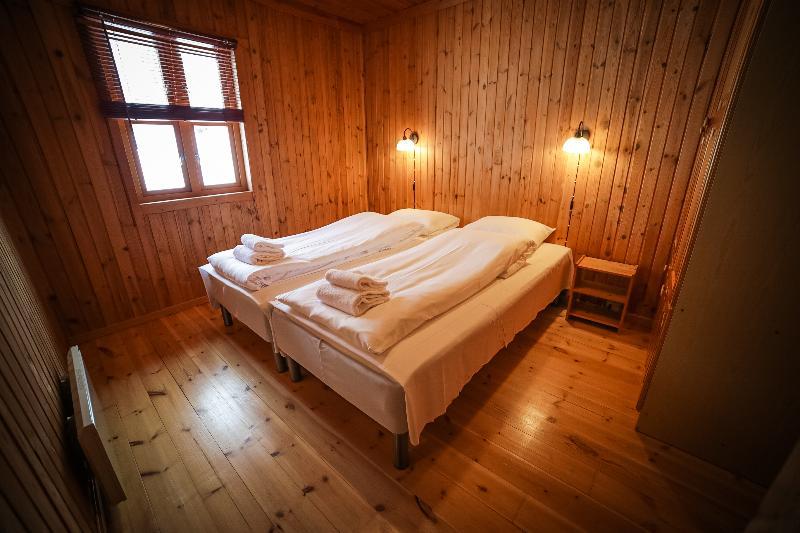 1 Bedroom, Cabin, Apartment