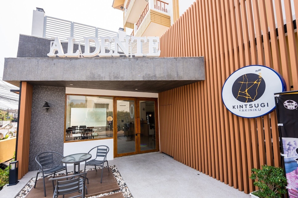 Sirin Hotel & Resident 1/50