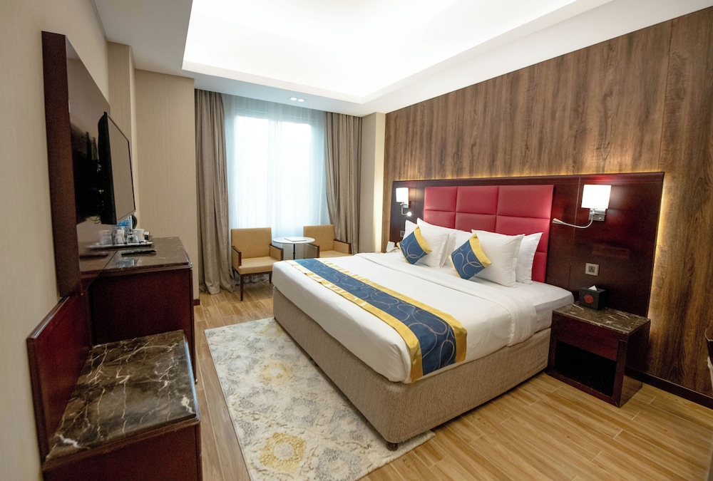 Ramee Guestline Hotel 17/63