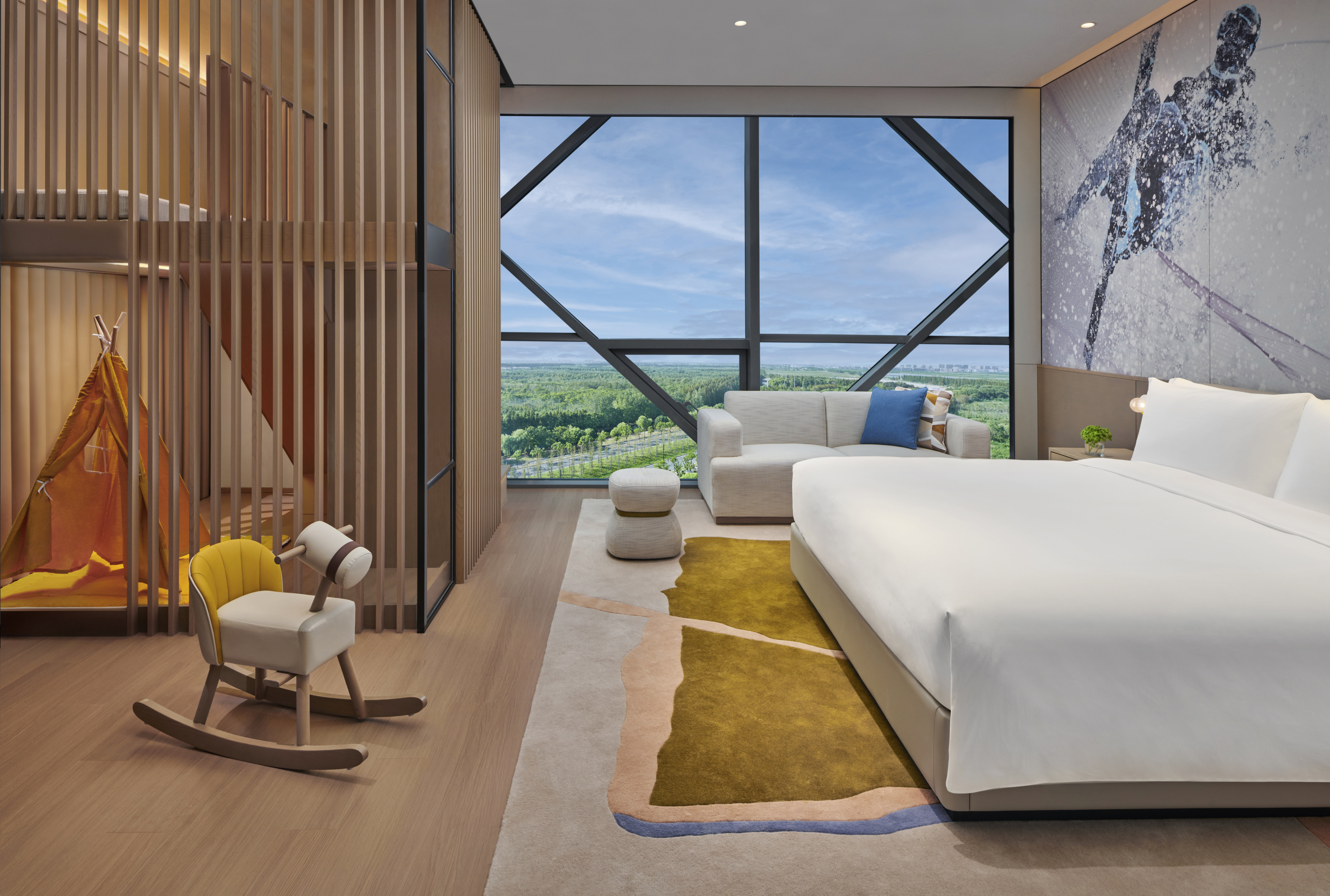 Crowne Plaza Shanghai Snow World by IHG 24/24