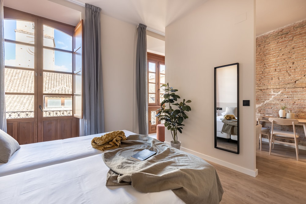 Apartamentos Libere Malaga Teatro Romano 12/50