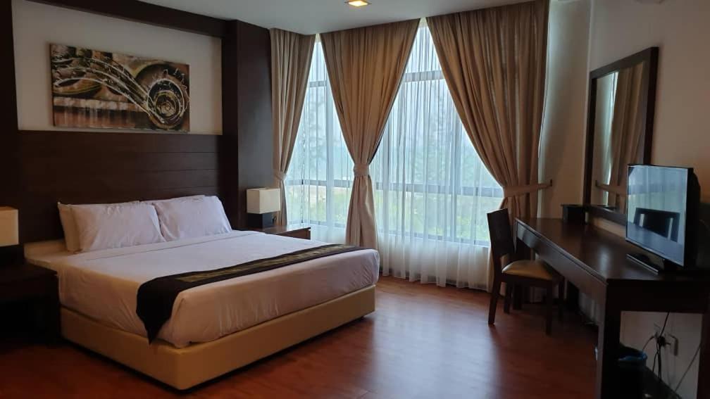 Samsuria Beach Resort & Residence 13/52