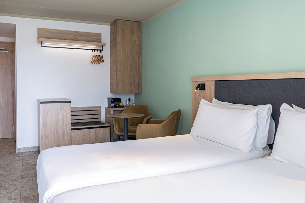 Hotel Scirocco St Julian’s Affiliated by Melia 12/38