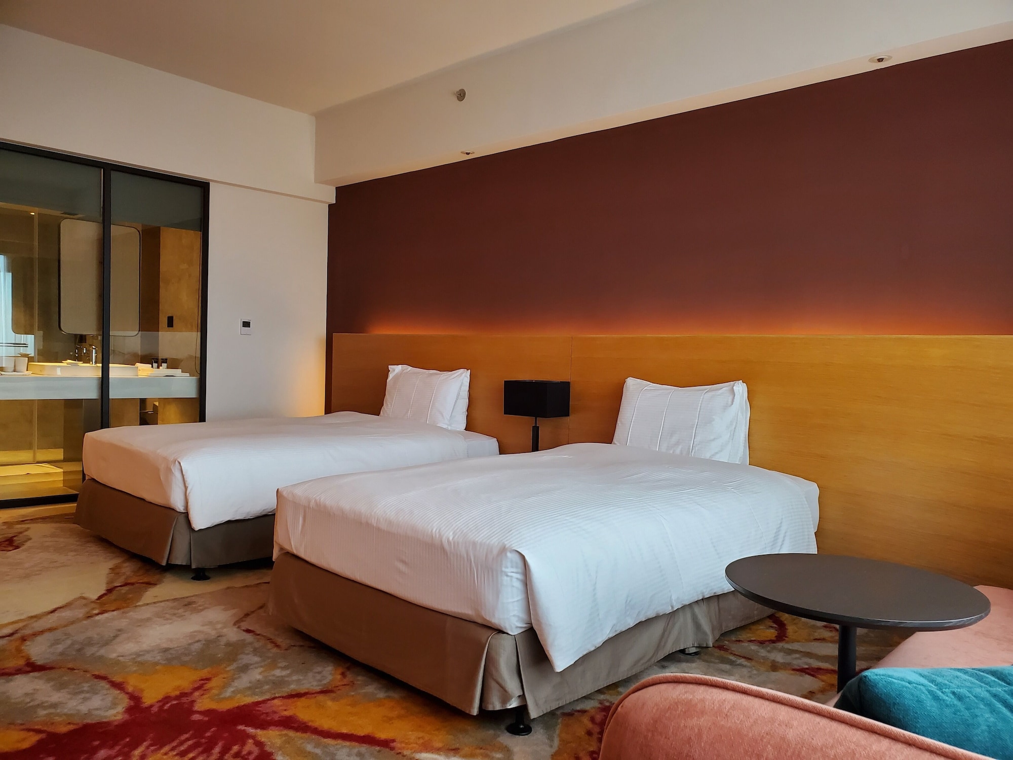 Deluxe, Twin Beds