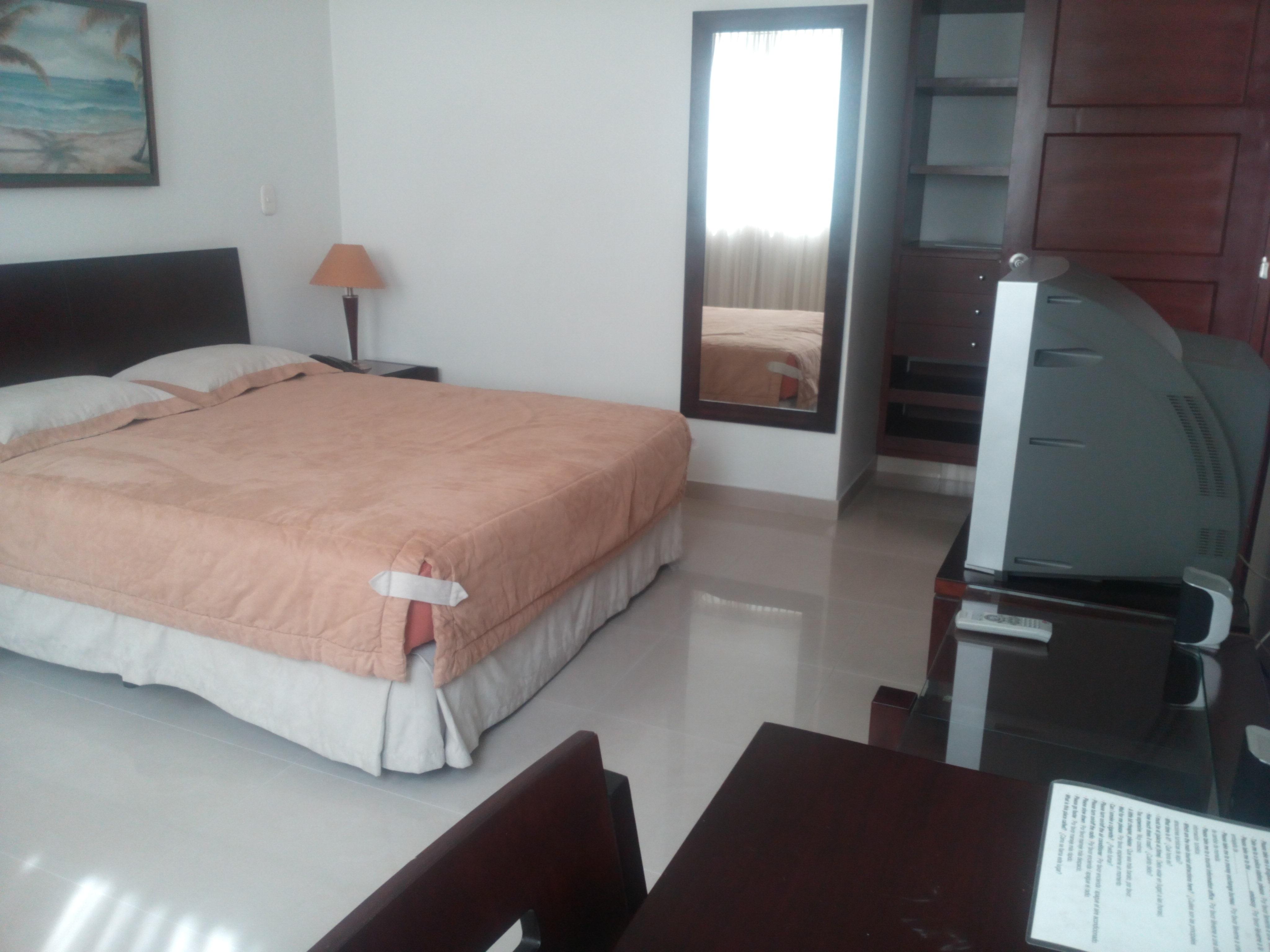 Hotel Cuarta Avenida 8/37