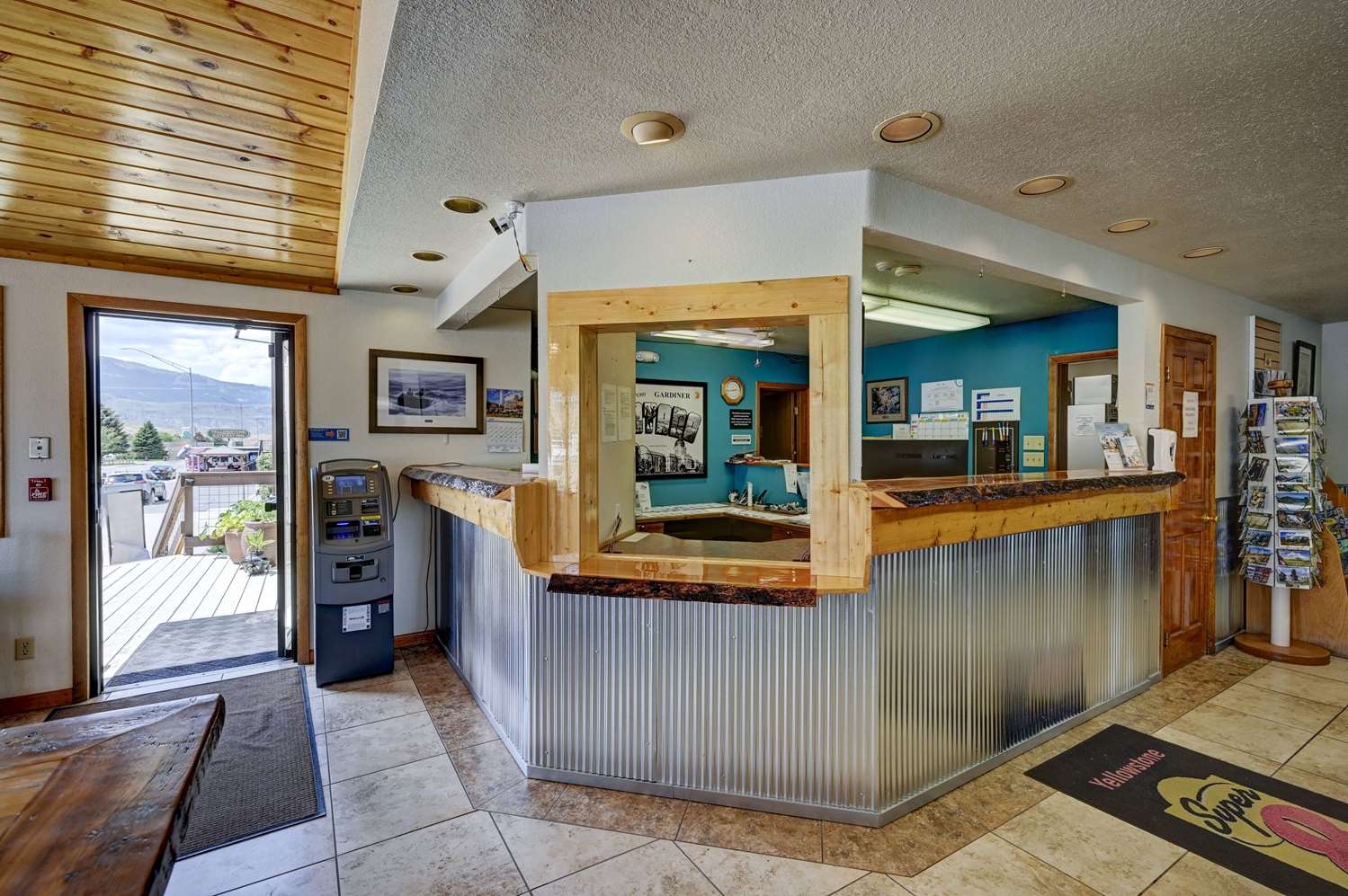 Super 8 By Wyndham Gardiner/Yellowstone Park Area 12/57