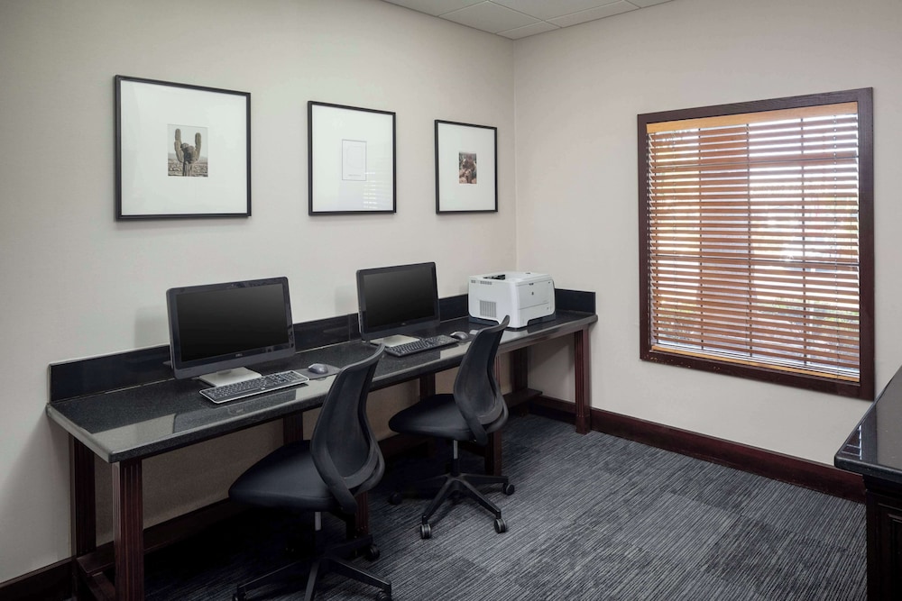 Wyndham Tucson Airport & Conference Center 52/66