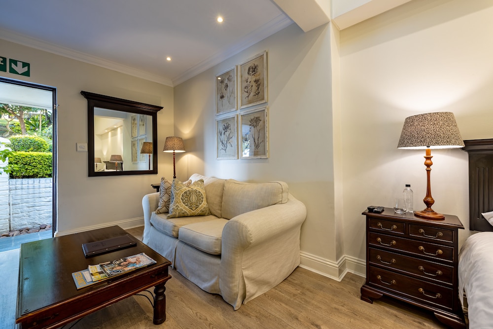 Sheppard Boutique Guesthouse 27/50