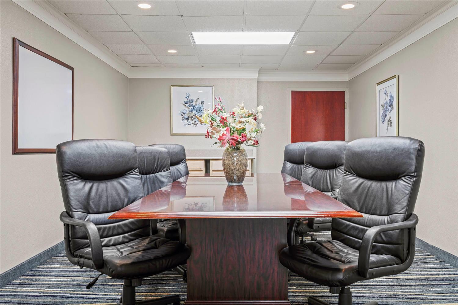 Baymont by Wyndham Madisonville 6/12