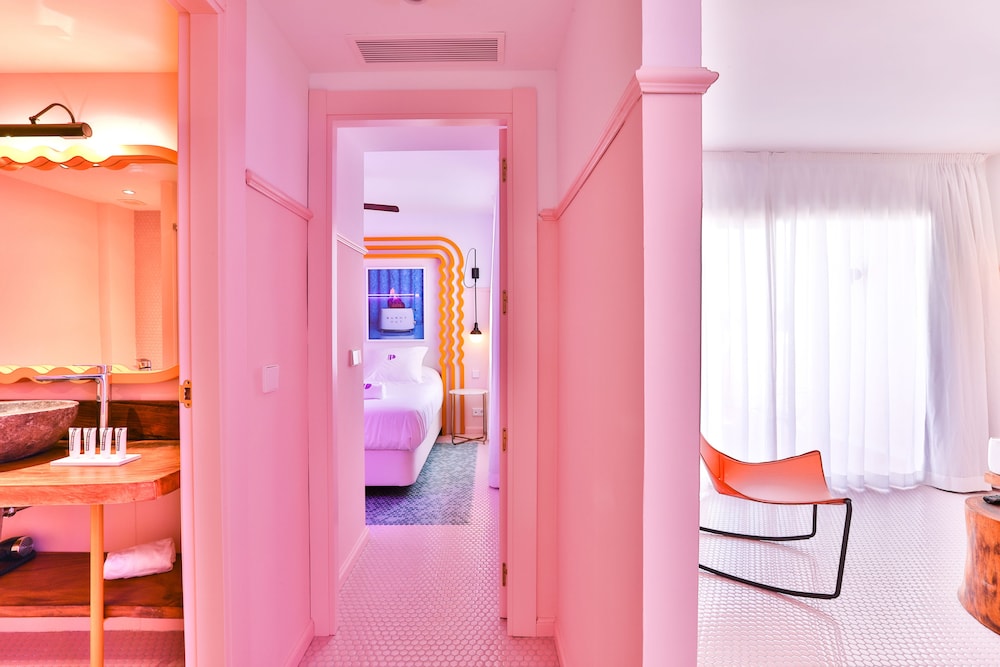 Paradiso Ibiza Art Hotel 24/72