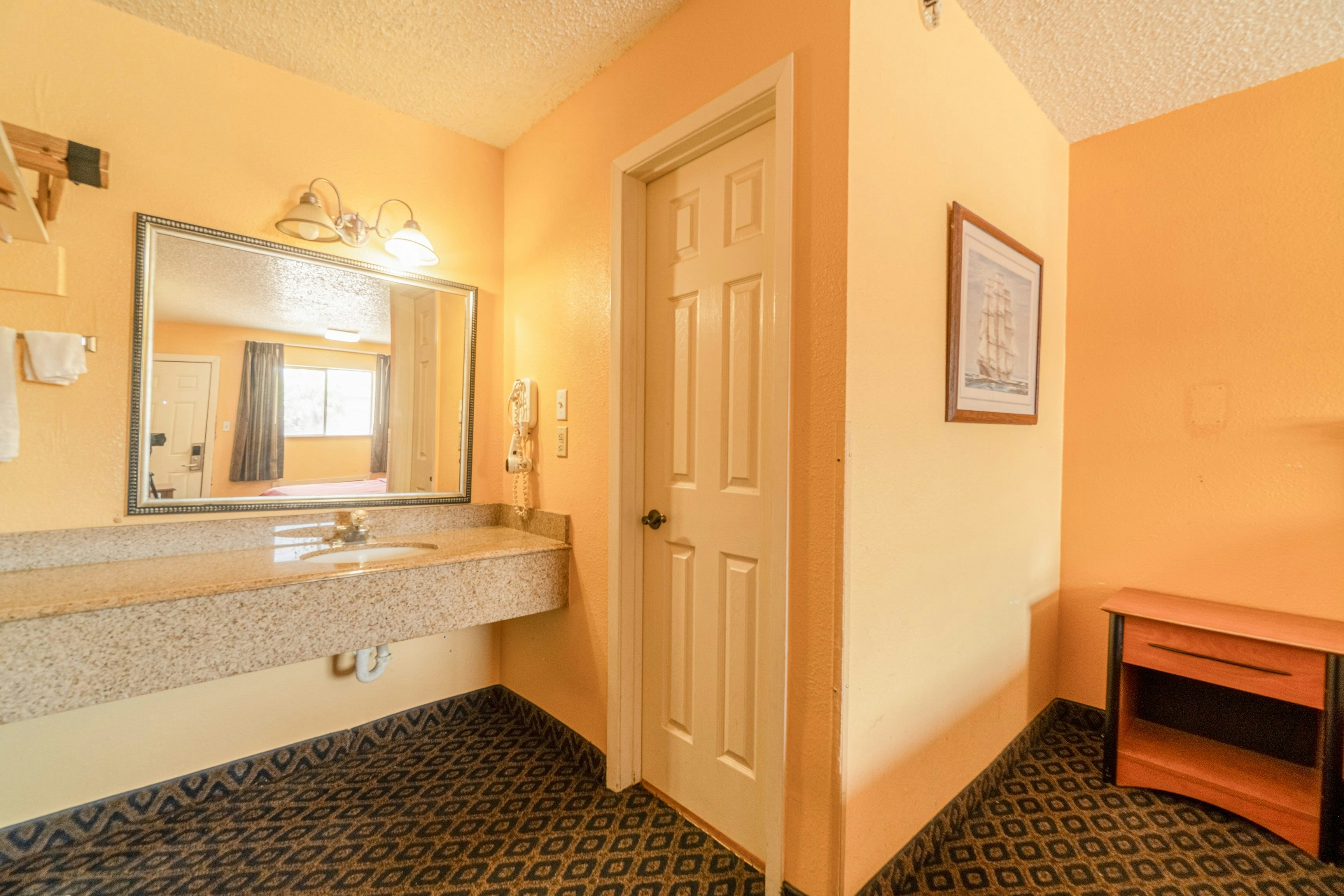 OYO Budget Inn Falfurrias Hwy 281 48/50