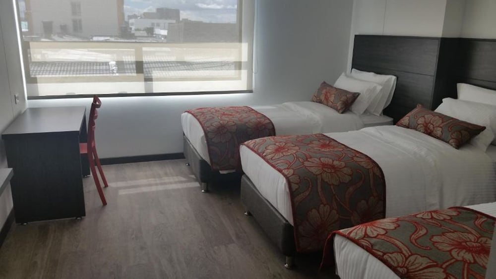 AZ HOTEL 17/60