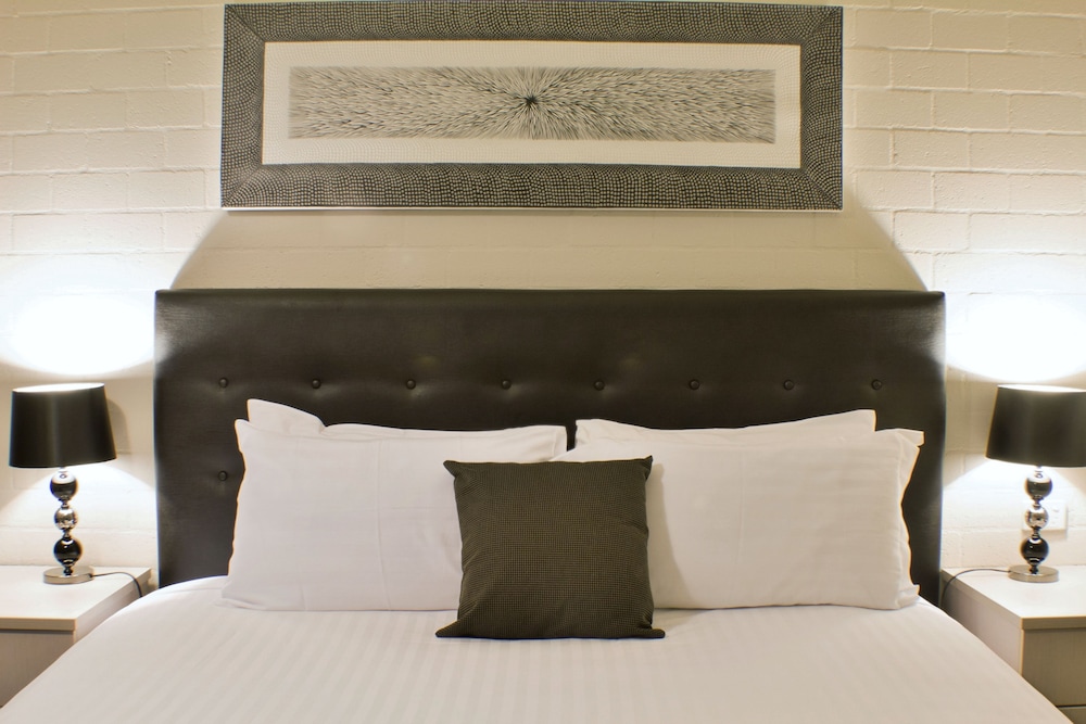 Pavilion Hotel Wagga Wagga 25/34