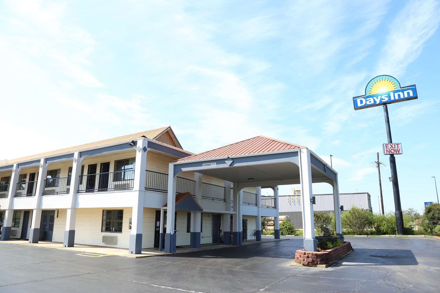 Days Inn by Wyndham Monroe 18/19