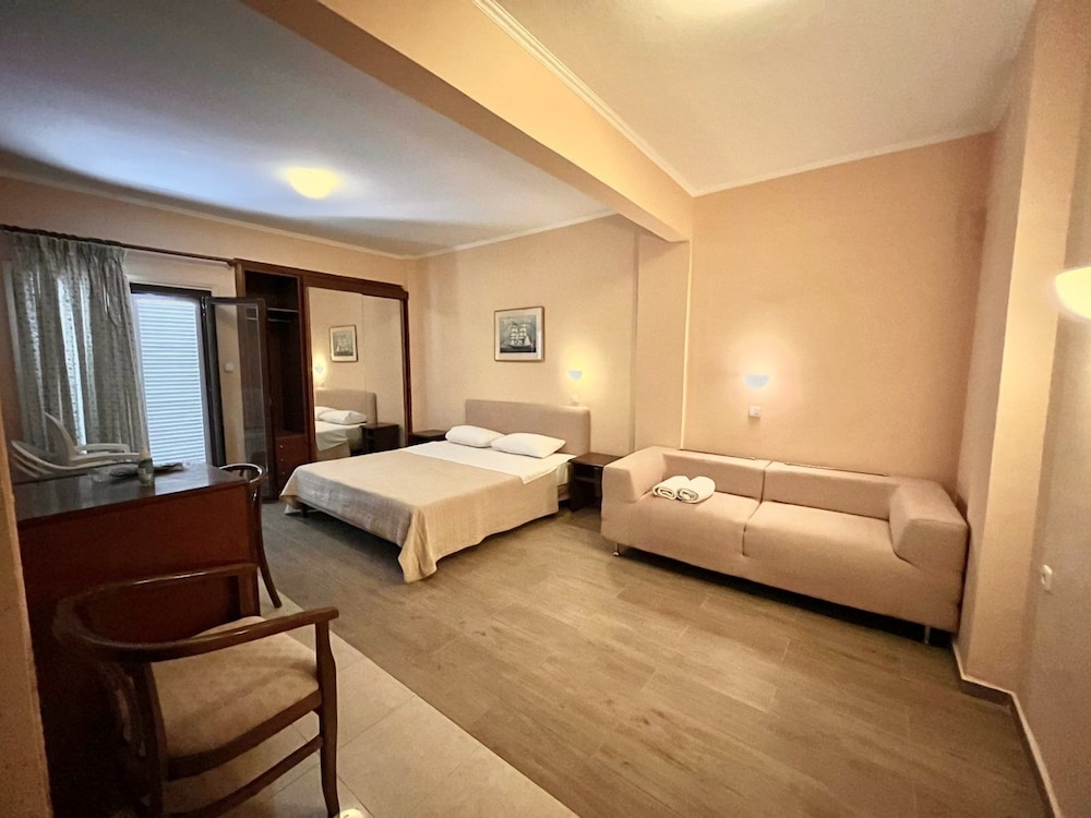 Saint George Hotel 5/21