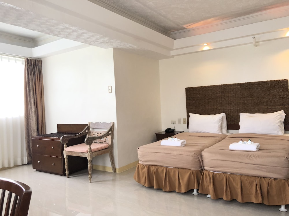 Wild Orchid Beach Resort 23/67