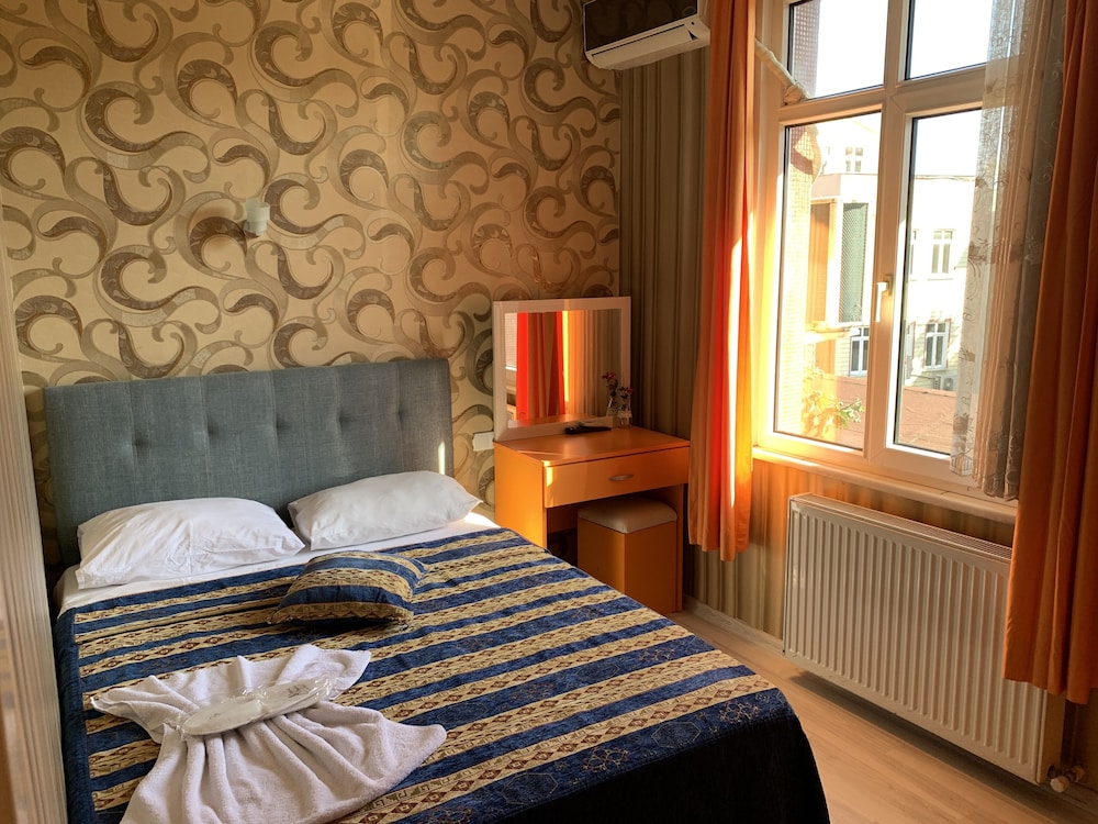 Anadolu Hotel 6/30