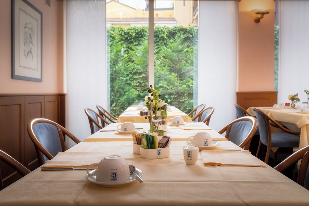 Hotel Crivis 33/51