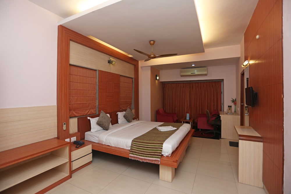 Hotel Rushabh Home 15/48