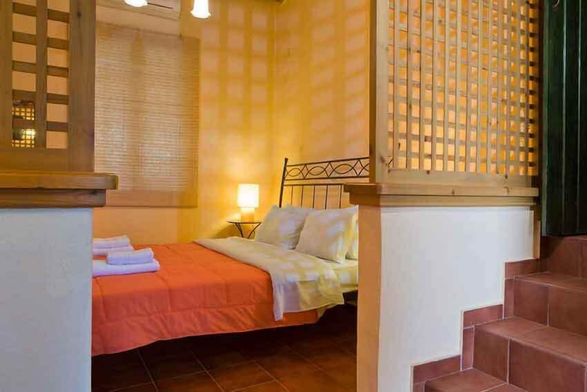 1 BEDROOM, APARTMENT