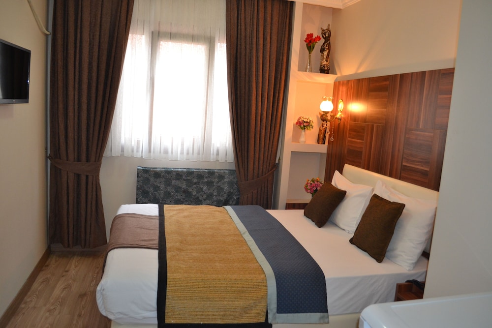 STANDARD, DOUBLE BED