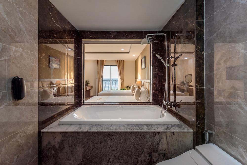 Aquasun Hotel 50/50