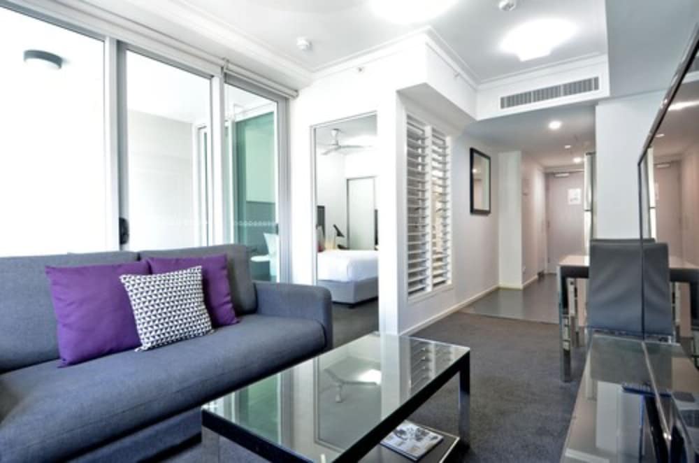 H on Mitchell Apartment Hotel 28/50