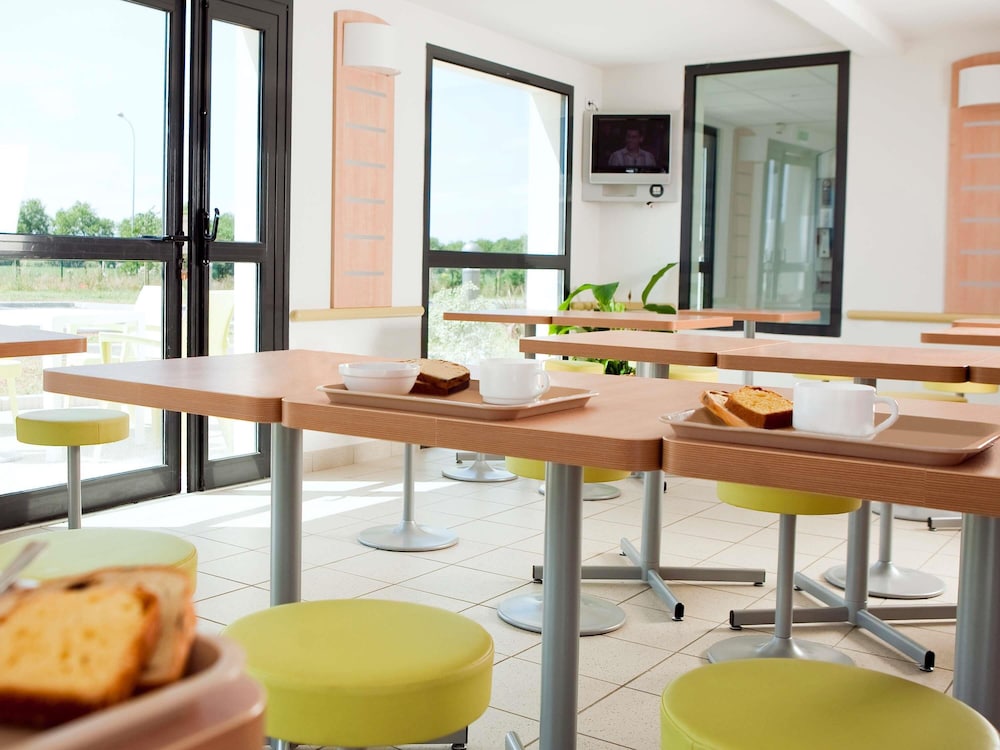 Ibis Budget Niort Est La Creche 22/32