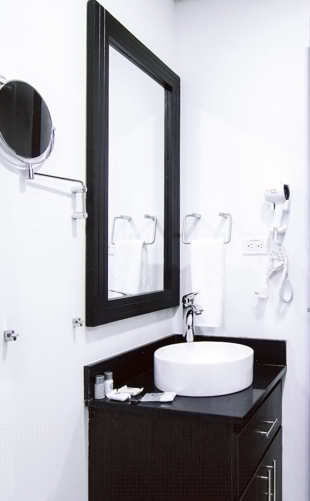 HOTEL LLERAS 10 37/63
