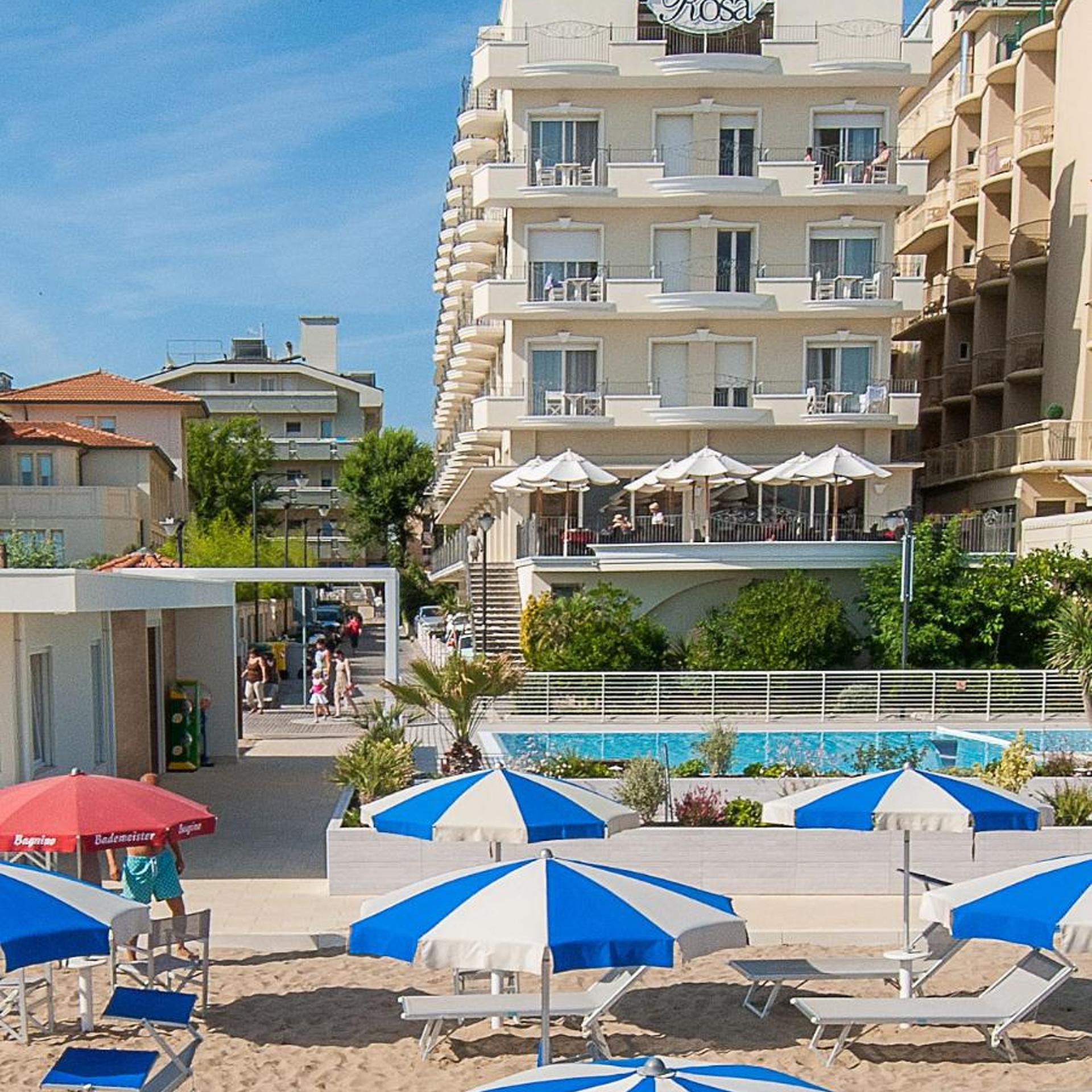 Hotel La Rosa 1/50